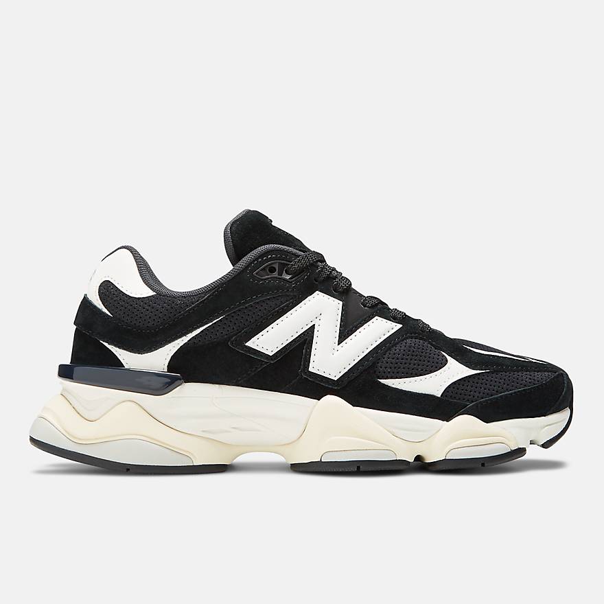 New Balance 9060 Triple Black
