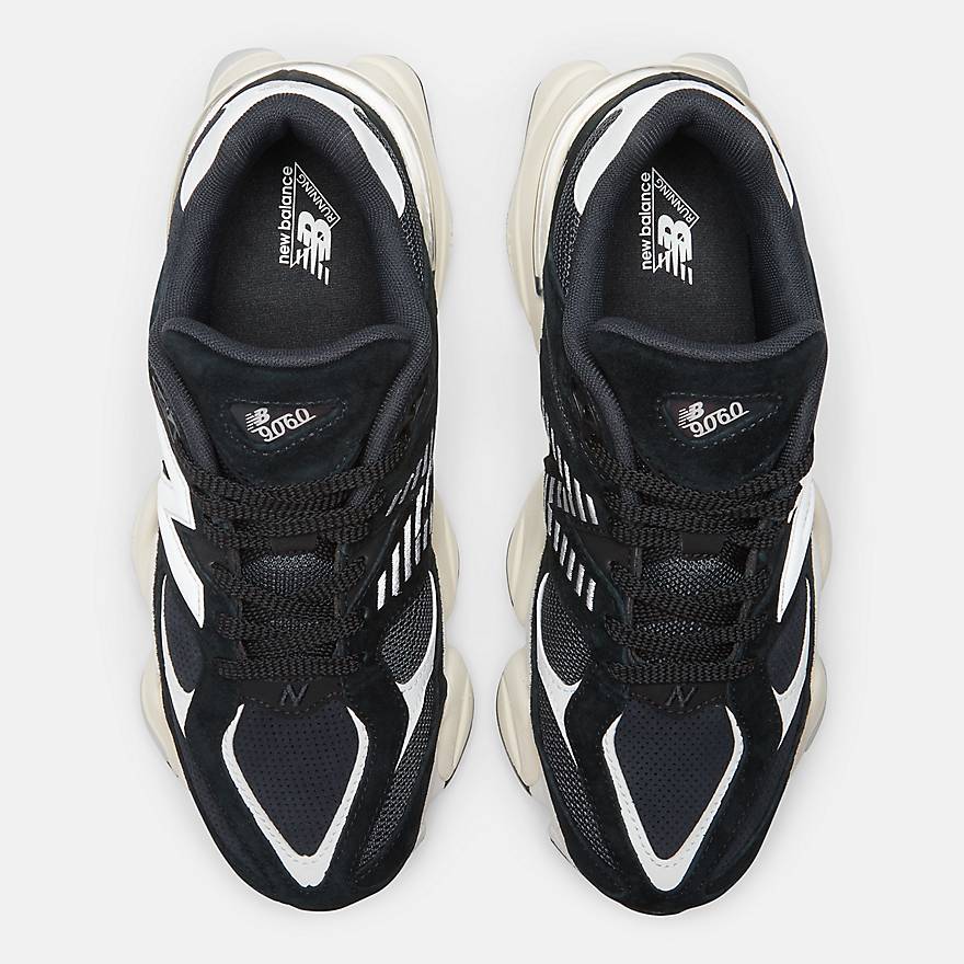 New Balance 9060 Triple Black